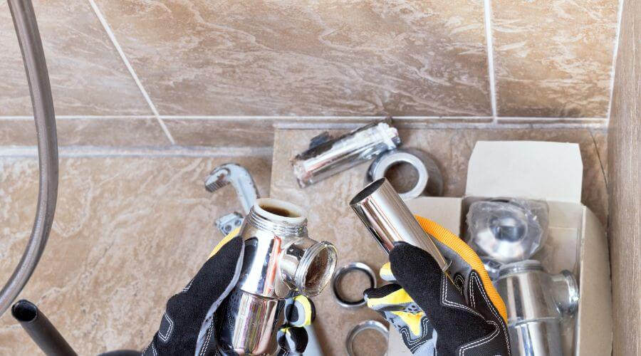 Professional gutter cleaning in Safford, AL